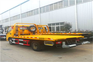 湛江附近拖车救援搭电